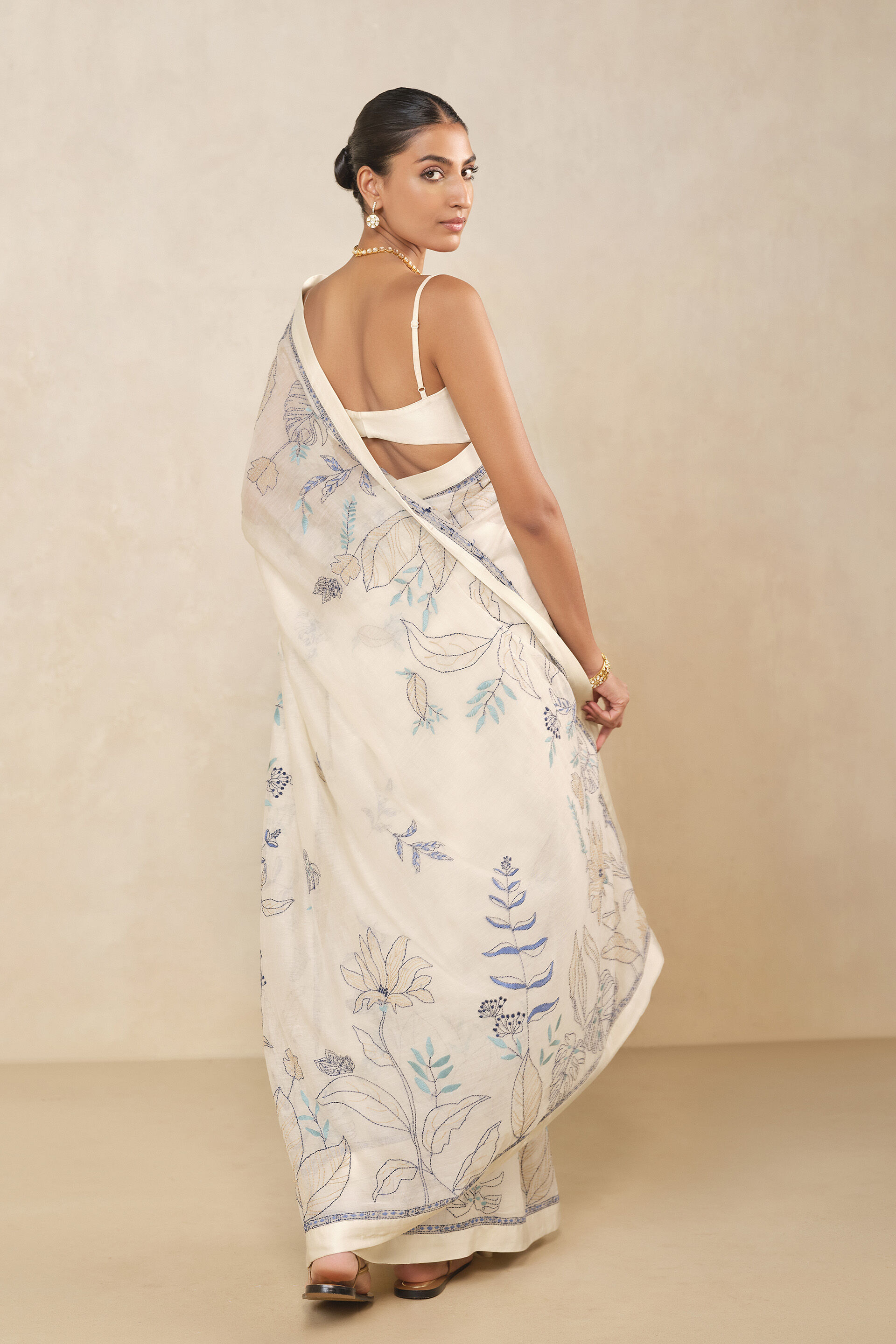 Haiku Hand-embroidered Kantha Mul Saree - White/Blue, White/Blue, image 2